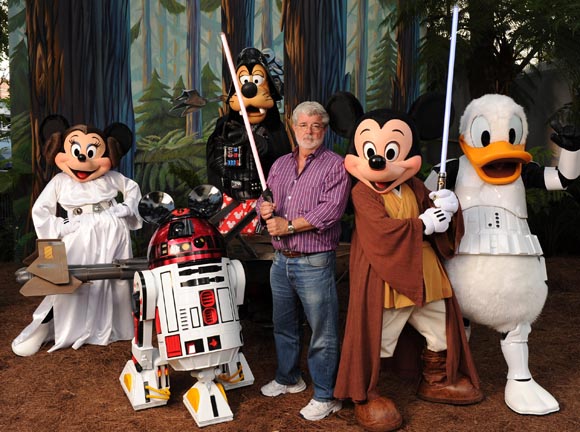 Disney compra LucasFilm e anuncia nova trilogia de Star Wars Mickey-georgelucas
