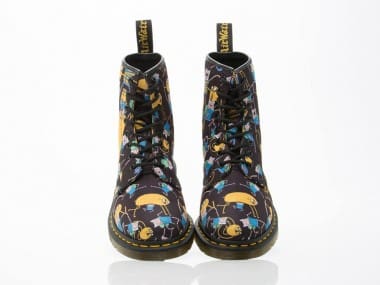 Dr. Martens X Adventure Time – Bottes Finn 8 Oeillets – Taille UK5/US6/EU38 – Édition Limitée Multicolore